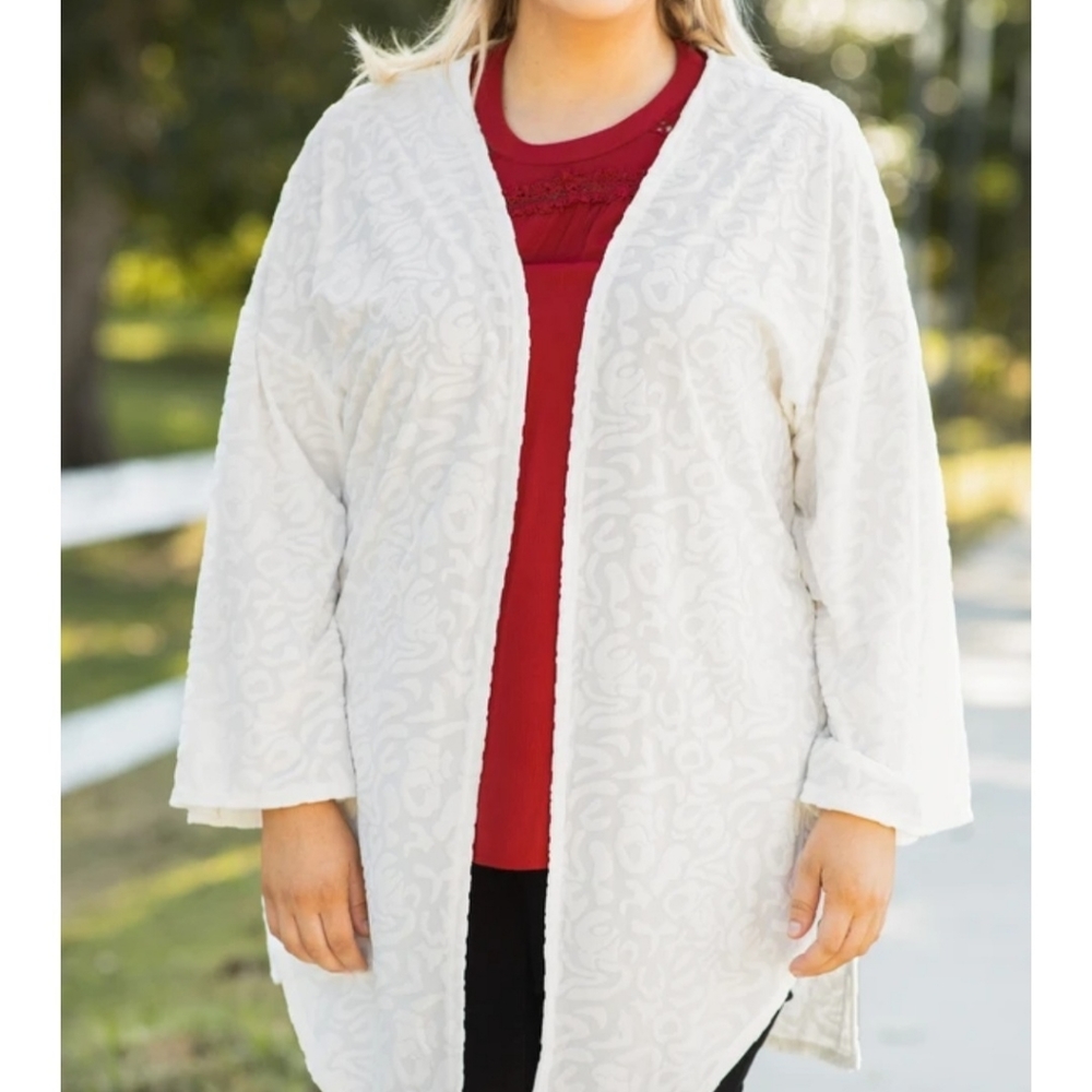 Ivory jacquard pattern Kimono
